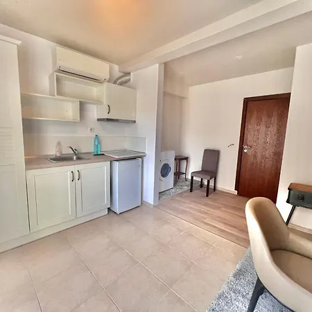 Kiara Apartament Sweti Konstantin i Sweta Elena