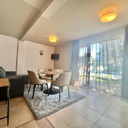 Kiara * Sweti Konstantin i Sweta Elena