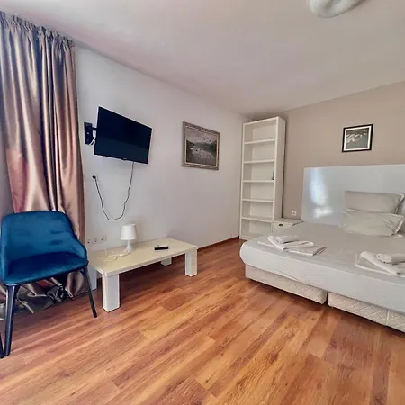 Kiara Apartment Saints Constantine and Helena