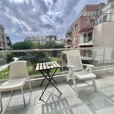 Kiara * سينتس قسطنطين وهيلينا