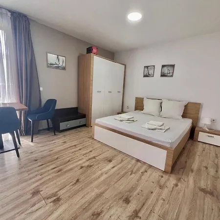 Apartment Kiara Saints Constantine and Helena