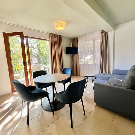 Kiara Apartament Sweti Konstantin i Sweta Elena