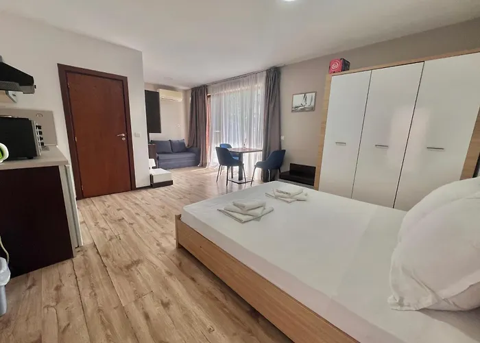 Kiara Appartement Sveti Konstantin